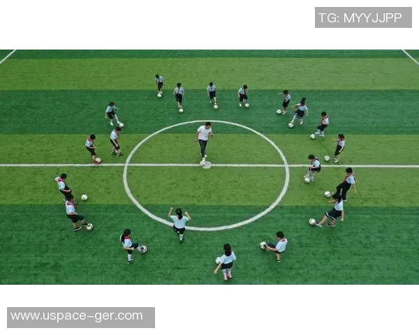 飞盘热潮席卷重庆揭秘飞盘队的训练与比赛状态 飞盘热潮席卷重庆揭秘飞盘队的训练与比赛状态