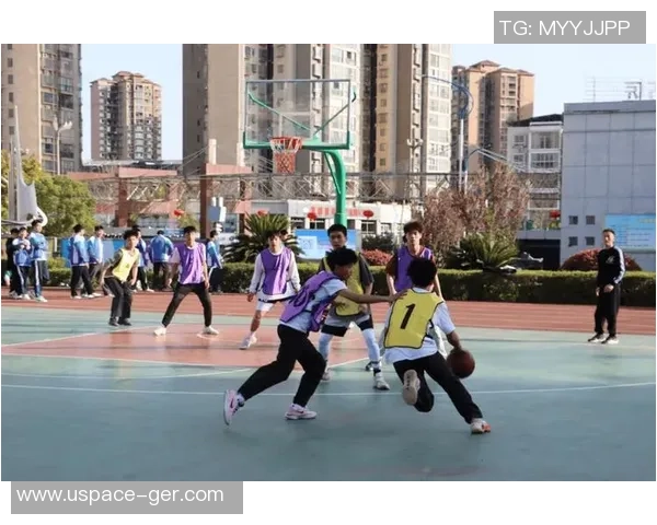 南模与上中篮球对决精彩纷呈谁将赢得这场青春激战的荣耀